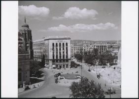 cca 1948 Budapest, Sztálin tér, Deák tér, Tanács körút eleje, 3 db vintage negatívról készült mai na...