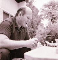 1967. augusztus 11. Pécsi Sándor és Mezei Mária, 30 db vintage negatív Kotnyek Antal (1921-1990) fot...