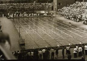 cca 1938 Budapesti városképek, 13 db szabadon felhasználható, vintage negatív (üveglemezek, filmek),...