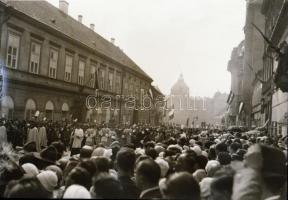 cca 1938 Budapesti városképek, 13 db szabadon felhasználható, vintage negatív (üveglemezek, filmek),...