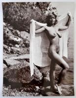 cca 1985 Menesdorfer Lajos (?-?) 2 db pecséttel jelzett, vintage fotóművészeti alkotása, 40x30 cm