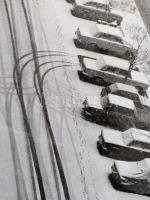 cca 1973 Zsigri Oszkár (1933-?): Parkoló, feliratozott vintage fotóművészeti alkotás, kasírozva, 39,...