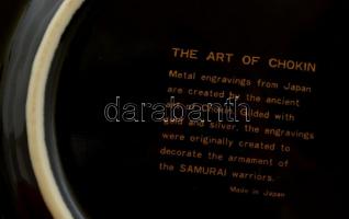 Porcelán tálka, chokin japán fémműves berakással, aranyozott, ezüstözött, jelzett, hibátlan, d: 15 c...