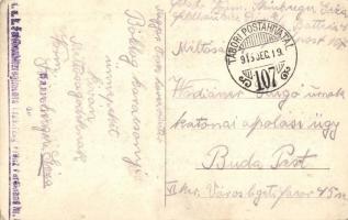 K.u.K. military postcard with soldiers and children, 'K.u.K. Feldhaubitzregiments Erzherzog Fra...