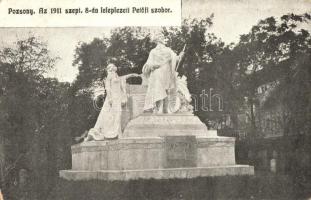 Pozsony, Pressburg, Bratislava; 1911 szeptember 8-án leleplezett Petőfi szobor / statue