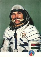 34 db MODERN repüléssel kapcsolatos motívumlap, repülőgépek, repterek / 34 MODERN flying-themed moti...