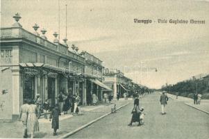 Viareggio, Viale Guglielmo Marconi / street view, shops (EK)