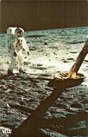 8 db MODERN főleg megíratlan, űrhajózással kapcsolatos képeslap; holdra szállás, szovjet űrhajósok, ...