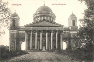 Esztergom, Bazilika főbejárata