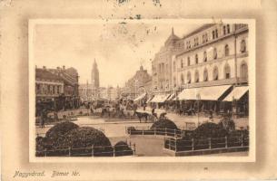 Nagyvárad, Oradea; Bémer tér, park, villamos, Lőrincz Mór üzlete, Rákos kiadása / square, tram, shops, park (felületi sérülés / surface damage)