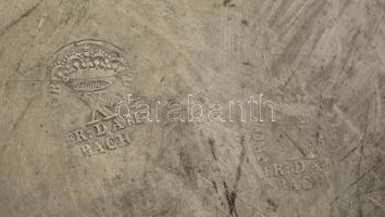 cca 1835-1848 Nagyszebeni ón tál, Franz Dambach (?-1885), poncolt, vésett, mesterjeggyel, kopásokkal...