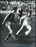 Magyar futballmérkőzések, 3 db fotó, 13x18 és 18x24 cm-es méretben