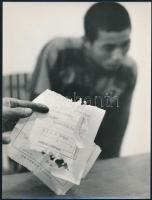 cca 1970 Vietnami hadifoglyok gyógykezelés után, 2 db nagyméretű fotó, 18×24 cm