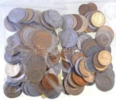 Jugoszlávia 1925-1985. ~190db-os vegyes fémpénz tétel T:vegyes Yugoslavia 1925-1985. ~190pcs of various metal coins C:mixed