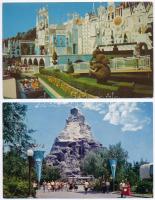 8 db MODERN Disneyland képeslap / 8 modern Disneyland postcards