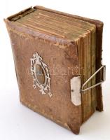 cca 1880-1890 Egy felvidéki nemesi család fotóalbuma, többségében feliratozott fotókkal, nevekkel (K...