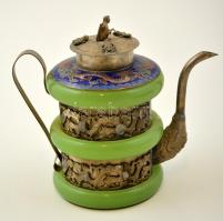 Jádéval és rekeszzománccal díszített fém teáskanna, tetején apró majomfigurával, m: 12 cm