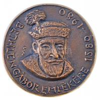 1980. "Bethlen Gábor emlékére 1580-1980" Br plakett, eredeti dobozában, szignóval (105mm) T:1-