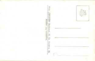 Jej Dörge Frigyesné Zászlóanya Istennel a hazáért. Hittel, kitartással Nagymagyarországért zászló; M...