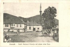 Zvornik, Hadzi Mahmud Dzamija mit einem alten Haus / street view with mosque (EK)