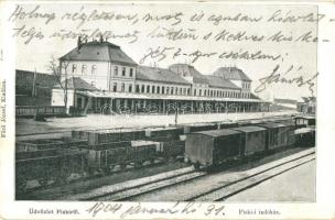 Piski, Simeria; Indóház, vasútállomás vagonokkal. Főző József kiadása / railway station with wagons