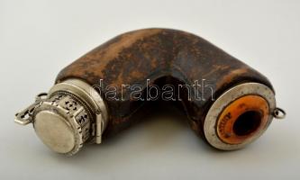 Tajtékpipa, ezüst (Ag.) áttört fejjel, homlokán Kossuth faragott arcképével, a csapillesztésnél &quo...