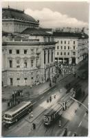 Budapest VIII. Nemzeti színház - 4 db modern Képzőművészeti Alap Kiadóvállalat képeslap / 4 modern p...