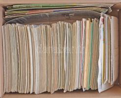 Kb. 450 db MODERN magyar és külföldi városképes lap dobozban / Cca.  450 modern Hungarian and Europe...