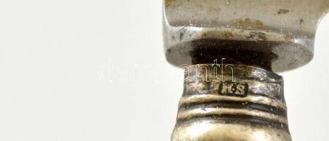 6 db ezüstnyelű (Ag.) kés, jelzettek, h: 21 cm, bruttó 248,7 g