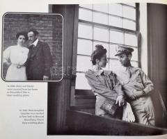 Catherine Hanf Noren: The Camera of My Family. The 100-years album of a German Jewish family. New Yo...