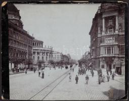 cca 1900 Budapest, VI. Bajcsy Zsilinszky út, Andrássy út sarka. Nagyméretű keményhátú fotó. 31x24 cm