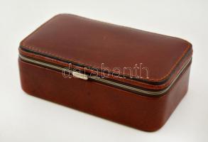 Brooks Brothers jelzett bőr mandzsetta tartó,4 pár különböző mandzsettával, 10×6 cm