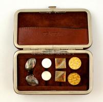 Brooks Brothers jelzett bőr mandzsetta tartó,4 pár különböző mandzsettával, 10×6 cm