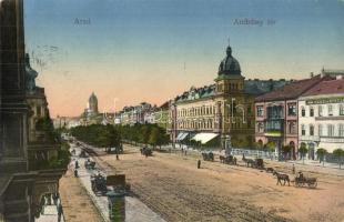 Arad, Andrássy tér, Herz és Spitzer központi áruháza, lovaskocsik / square, shops, horse carts (EK)
