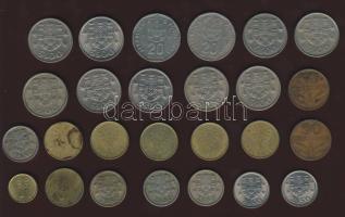 Portugália kis tétel 1970-73. 50c (2x), 1991. 1Esc (1x), 1969-83. 2,5Esc (6x) klf évszámok, 1966-84. 5Esc (9x) 7klf évszám, 1986-91. 5Esc (6x) 4klf évszám, 1987. 20Esc (2x) T:2,3