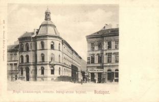 Budapest V. Irányi utca bejárata. Angolkisasszonyok iskola épülete, Marer József és Szabó Sándor üzlete. Divald Károly 427.