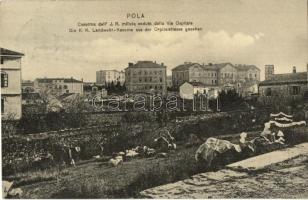 Pola, Caserma dell' J. R. milizia, Via Ospitale / K.k. Landwehr-Kaserne, Ospitalstrasse. Verlag Luigia Cervar / K.u.k. military barracks, Hospital street (EK)