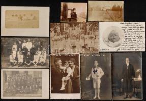 cca 1900-1920 Egy jó család fényképei, összesen kb 30 fotóval, benne városképek is