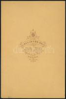 Kuncz Jenőné, Fabricius Jozefin, Kuncz Jenő jogtudós feleségének fényképe.11x17 cm