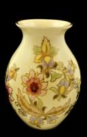 Zsolnay virágmintás porcelán váza, kézzel festett, jelzett, hibátlan, m: 12 cm