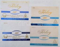 Minimum 600 darabos, magyar pezsgőcímke gyűjtemény, szépen rendezetten, lapokra ragasztva. Mind külö...