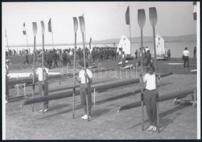 cca 1967 Velencei-tó, szezonnyitó ifjúsági versenyek, 3 db vintage negatívról készült mai nagyítás, 18x25 cm