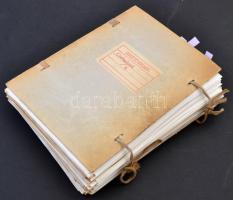 Minimum 600 darabos, magyar likőrcímke gyűjtemény, szépen rendezetten, lapokra ragasztva. Mind külön...