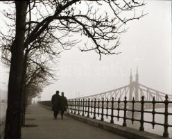 cca 1972 Budapesti városfelvételek, Dezső Pál (?-?) kecskeméti fotóművész Budapesten készített 13 db...