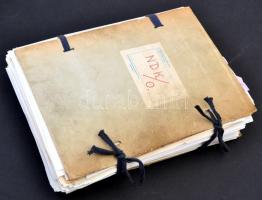 Minimum 600 darabos, vegyes magyar italcímke gyűjtemény, szépen rendezetten, lapokra ragasztva. Mind...