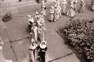 cca 1989 Budapesti városképek, életképek, főleg a budai várban és a belvárosban készült, szabadon fe...