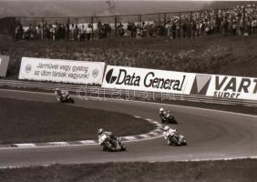 1988. április 30. Motorversenyen készült, szabadon felhasználható, jó minőségű, 23 db vintage negatí...