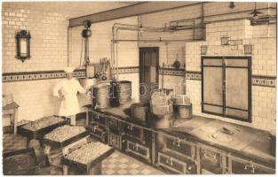 31 db főleg RÉGI használatlan belga és francia városképes lap / 31 pre-1945 unused Belgian and Frenc...