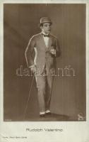 Rudolph Valentino - 7 pre-1945 postcards in mixed quality