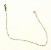 Ezüst(Ag) óralánc, hozzá nem illő kapoccsal, jelzett, h: 33 cm, nettó: 5,8 g